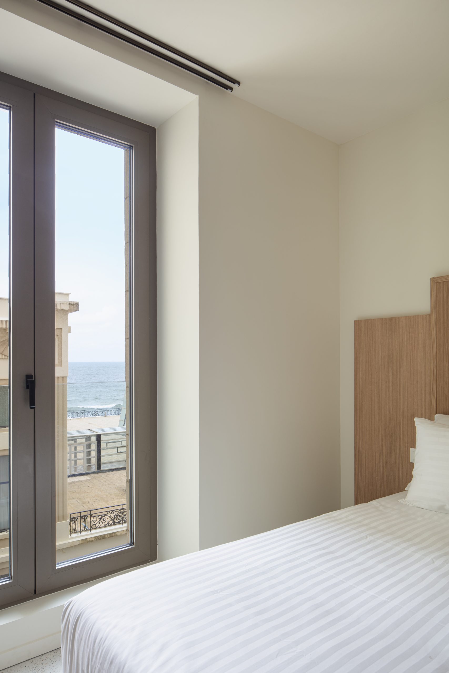 Hotel La Suite 46 scaled