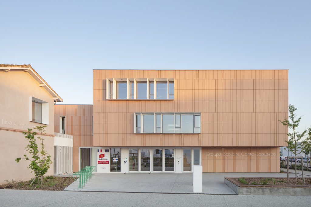 OECO Saint Simon 4a scaled