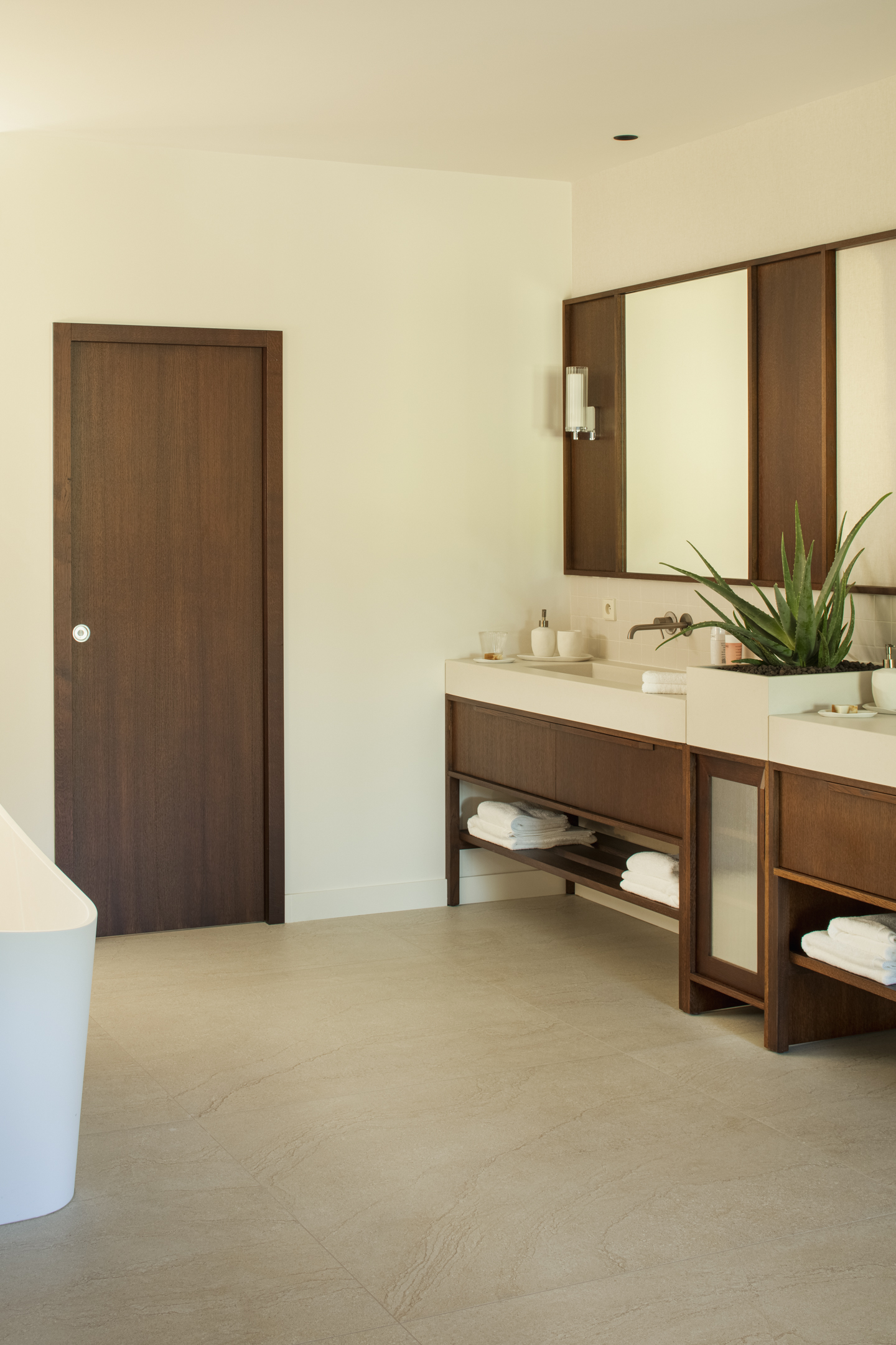 Workhouse Villa Rene Gabriel Web 15